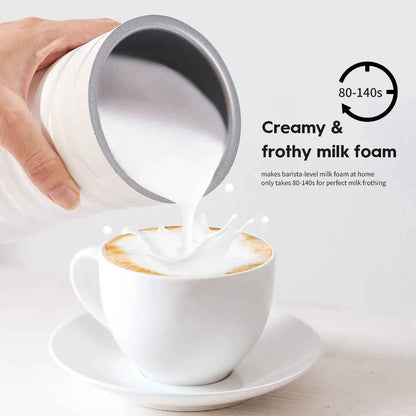 mousseur a lait verser tasse